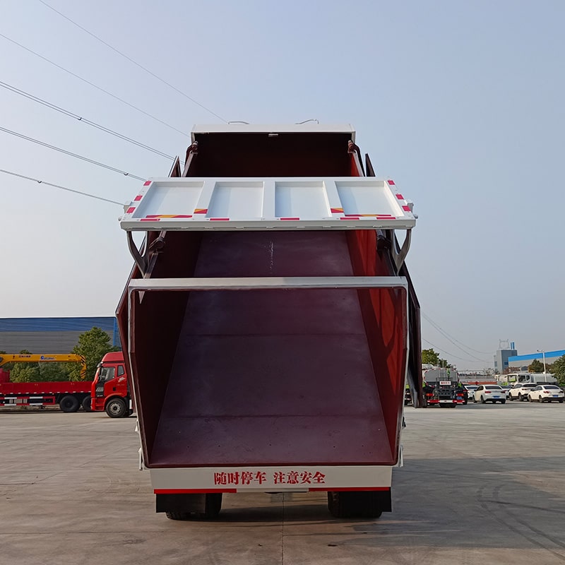 Collecteur de déchets à compression Dongfeng 4*2 Collecteur de déchets à compression Dongfeng 4*2