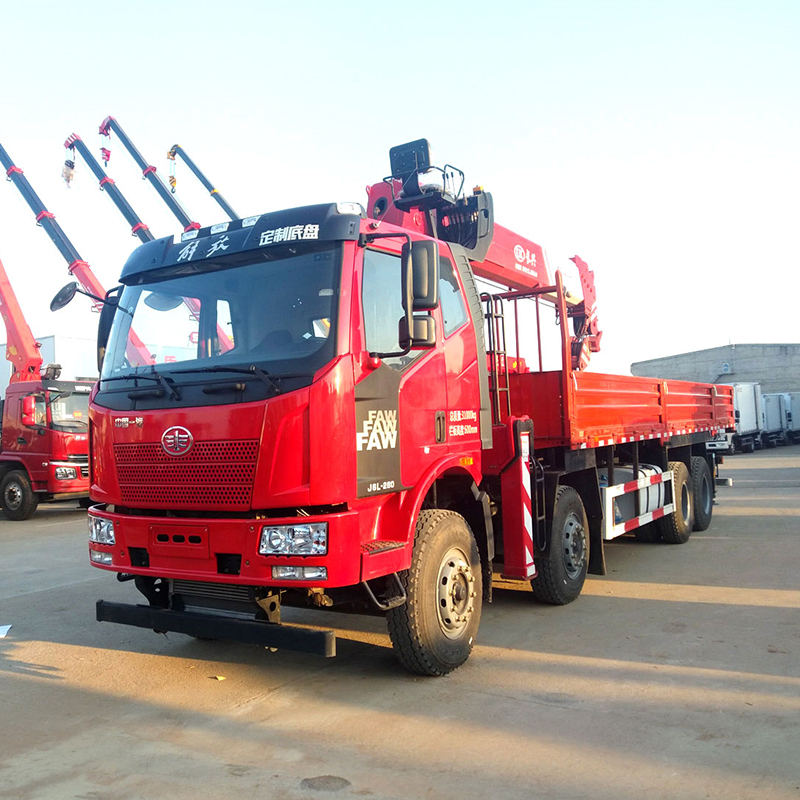 FAW 8x4 8 тонн телескопическая стрела автомобильный кран FAW 8x4 8 тонн телескопическая стрела автомобильный кран