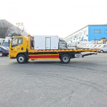 5 ton 4*2 FAW wrecker truck with wrecker bed for sale