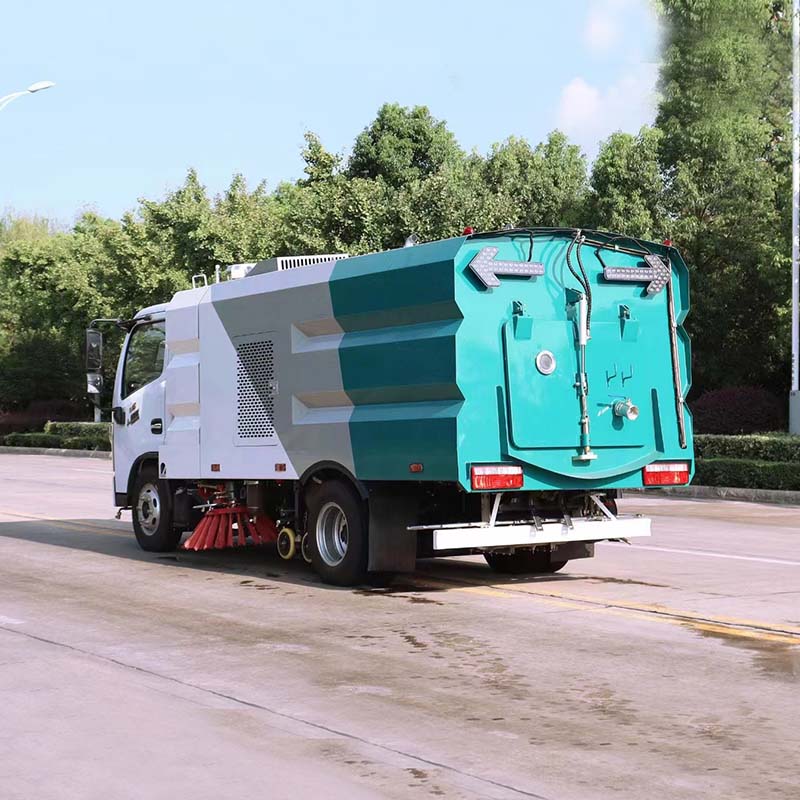 Dongfeng 4x2 Подметально-моечная машина высокого давления Dongfeng 4x2 Подметально-моечная машина высокого давления