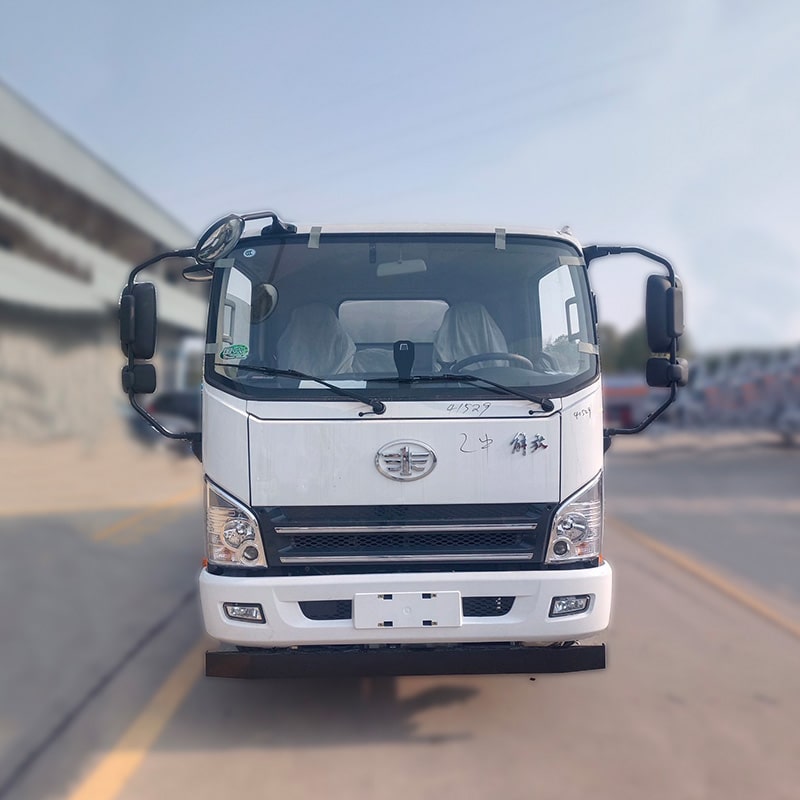 Camion de livraison à essence diesel FAW 7200L Camion de livraison à essence diesel FAW 7200L