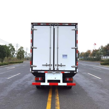 JMC 4X2 Freezer Box Truck Рефрижераторы
