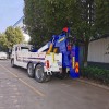 Тяжелый эвакуатор HOWO 50 тонн для подъема и буксировки Тяжелый эвакуатор HOWO 50 тонн для подъема и буксировки