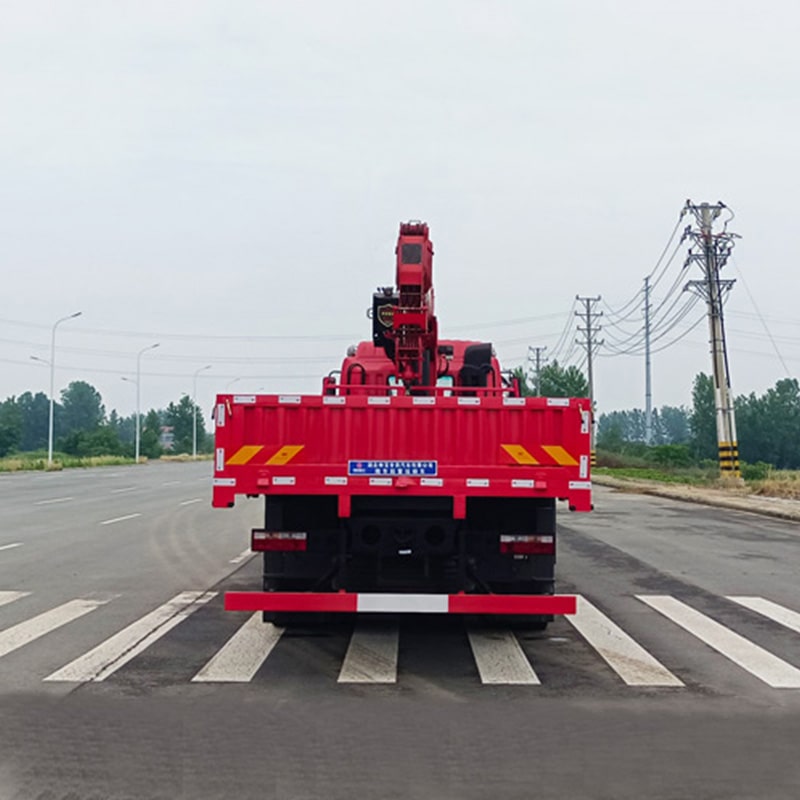 Camion cargo JAC 6*4 10 tonnes avec grue montée en ligne droite Camion cargo JAC 6*4 10 tonnes avec grue montée en ligne droite