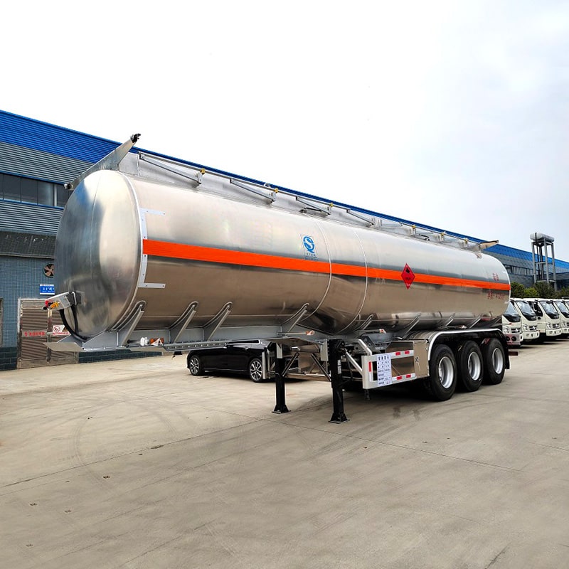 Aluminum Alloy 42000L 3 Axle Water Edible Oil Delivery Tank Aluminum Alloy 42000L 3 Axle Water Edible Oil Delivery Tank