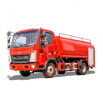 SINOTRUK specialized vehicle 4*2 5cbm water tank fire truck