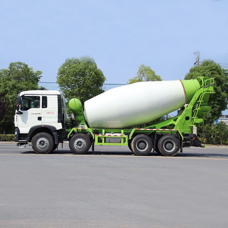 Vente directe d'usine HOWO 8*4 camion malaxeur à béton à vendre Vente directe d'usine HOWO 8*4 camion malaxeur à béton à vendre