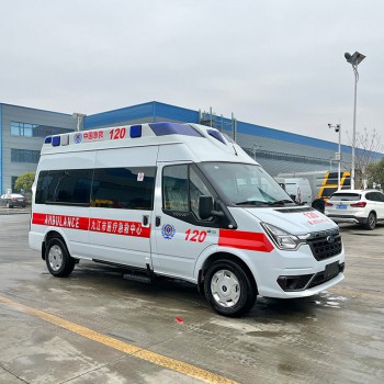 Ford 4*2 Emergency Monitoring ward-type ambulance