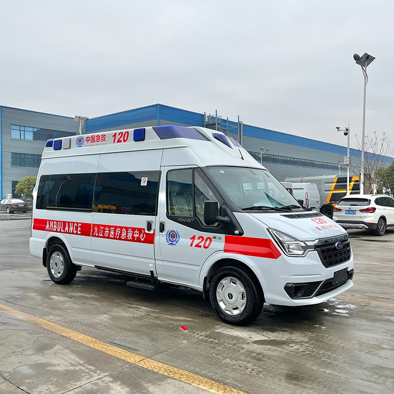 Ford 4*2 Emergency Monitoring ward-type ambulance Ford 4*2 Emergency Monitoring ward-type ambulance