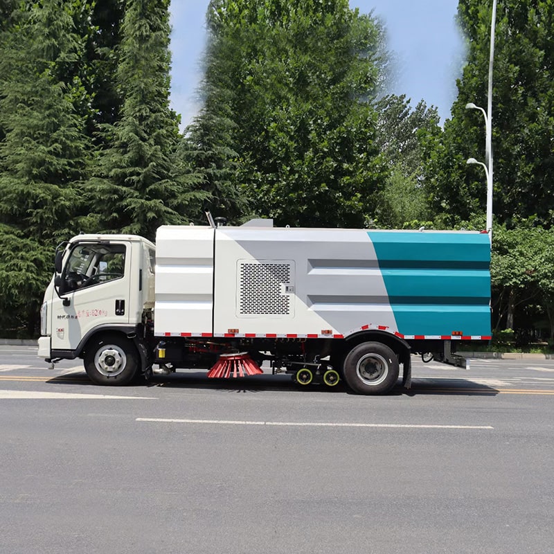 Foton 4m3 high pressure road brushing sweeper truck Foton 4m3 high pressure road brushing sweeper truck