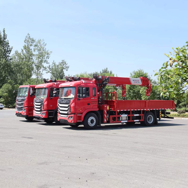 JAC 15 тонн 8*4 телескопическая стрела автомобильный кран JAC 15 тонн 8*4 телескопическая стрела автомобильный кран