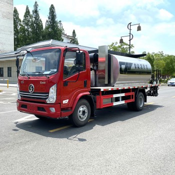 SHACMAN 8CBM intelligent road spraying asphalt truck