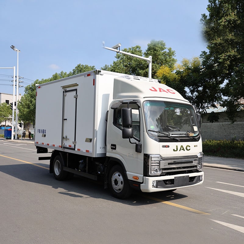 JAC 4*2 18 м3 рефрижератор с правым рулем JAC 4*2 18 м3 рефрижератор с правым рулем