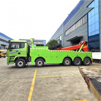 شاحنة سحب شاكمان 10×4 سعة 40 طنًا مع رافعة هيدروليكية