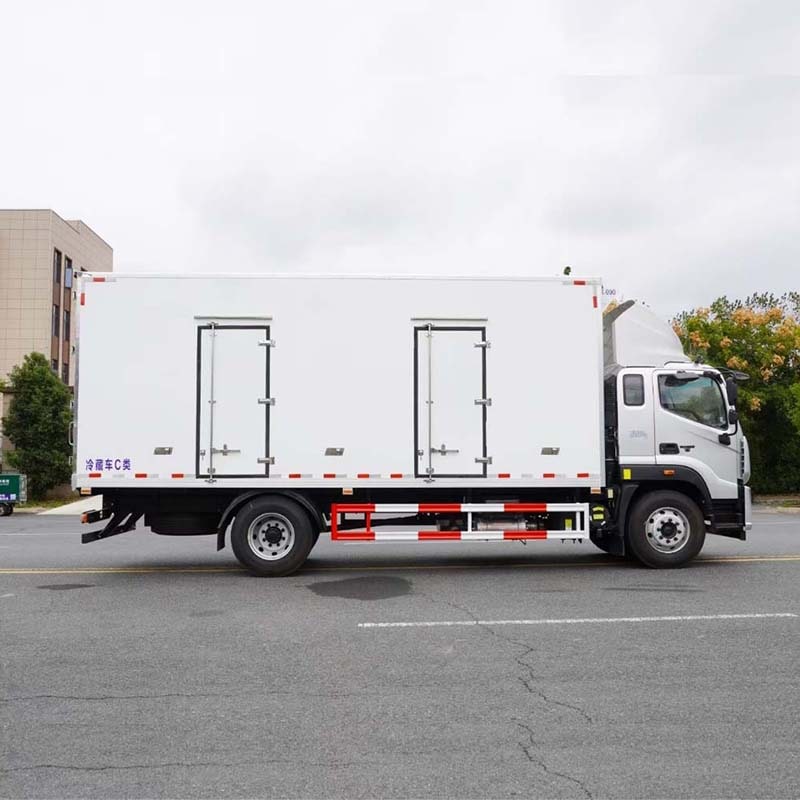 Foton 4x2 Refrigerator Cooling Van Refrigerated Truck Foton 4x2 Refrigerator Cooling Van Refrigerated Truck