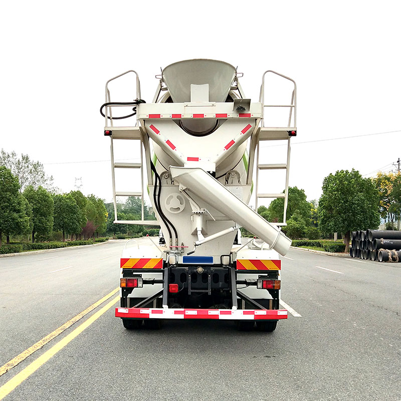 ISUZU 8*4 full power take-off concrete mixer truck ISUZU 8*4 full power take-off concrete mixer truck