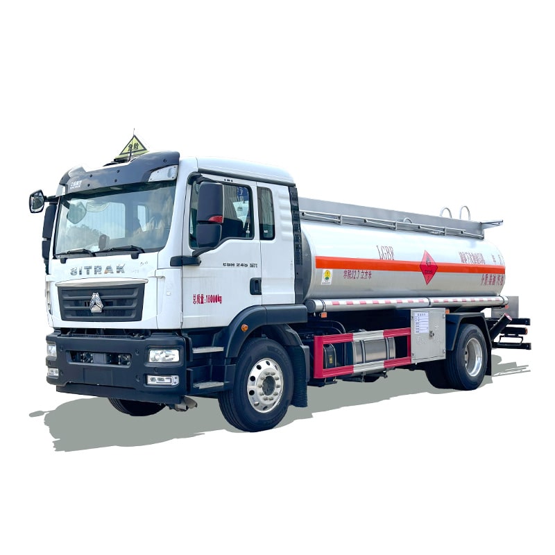 SINOTRUK 4*2 11ton fuel tanker truck oil tank truck SINOTRUK 4*2 11ton fuel tanker truck oil tank truck