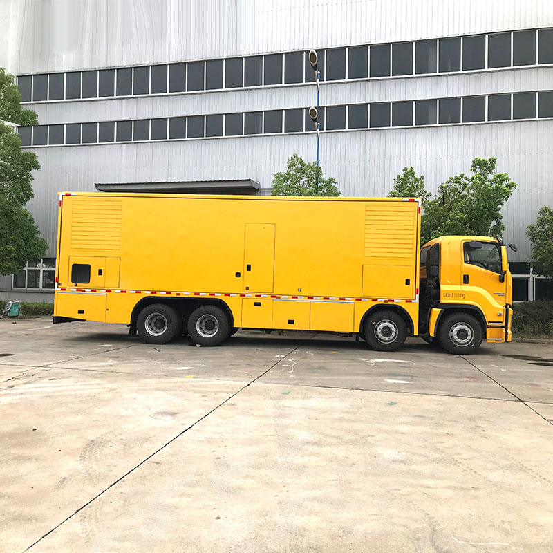 Грузовик аварийного электроснабжения Isuzu 1000 кВт Грузовик аварийного электроснабжения Isuzu 1000 кВт