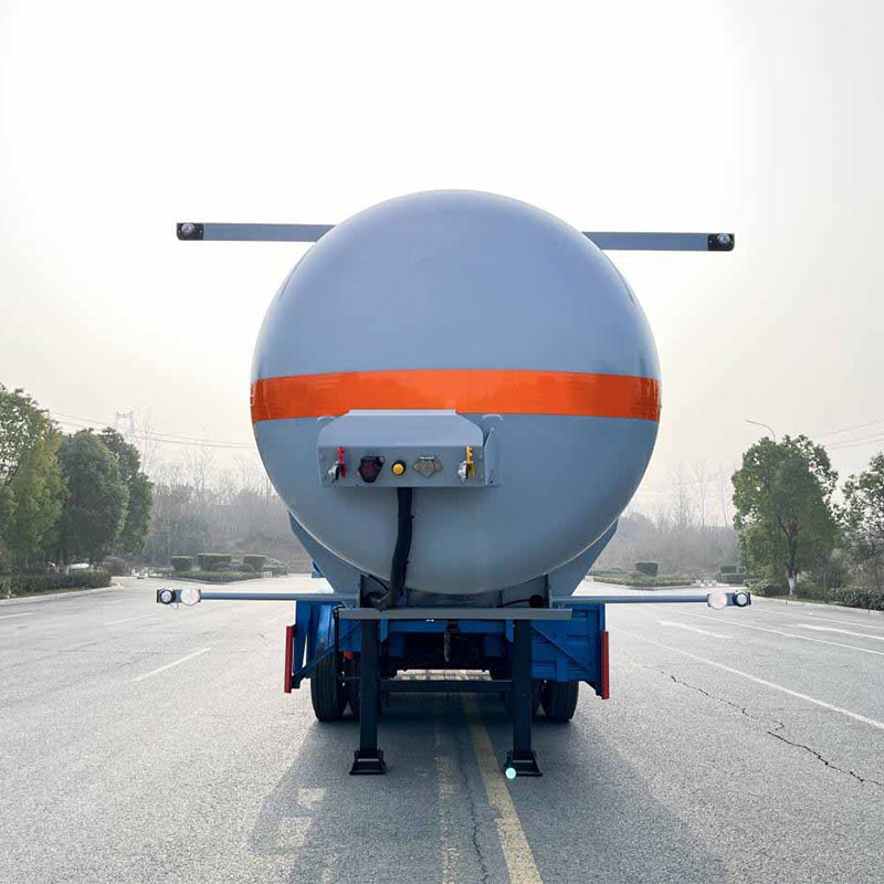Semi-remorque de transport d'acide sulfurique concentré de 18 m3 Semi-remorque de transport d'acide sulfurique concentré de 18 m3