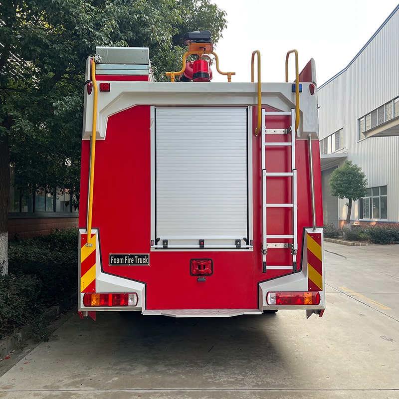 Howo 22000L 8 x 4 Water and Foam Fire Rescue Fighting Truck Howo 22000L 8 x 4 Water and Foam Fire Rescue Fighting Truck