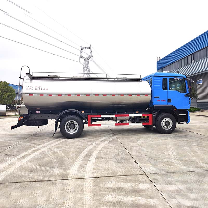 HOWO 4*2 Нержавеющая сталь 2 оси 13т молоковоз HOWO 4*2 Нержавеющая сталь 2 оси 13т молоковоз