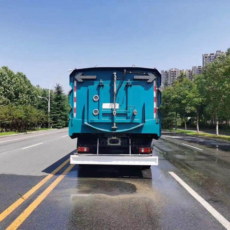شاحنة كاسحة طرق عالية الضغط SINOTRUK 4*2 مستعملة أو جديدة شاحنة كاسحة طرق عالية الضغط SINOTRUK 4*2 مستعملة أو جديدة