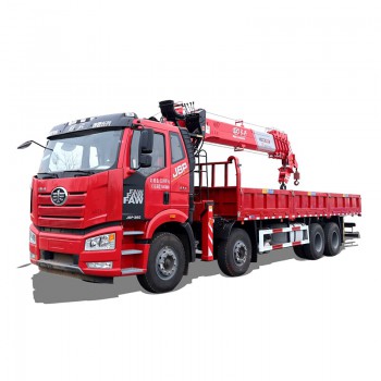 رافعة FAW 8*4 تلسكوبية مثبتة على شاحنة بذراع 21 مترًا