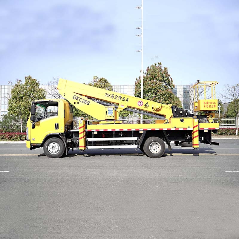 ISUZU 26m Грузовик с подъемной рабочей платформой ISUZU 26m Грузовик с подъемной рабочей платформой