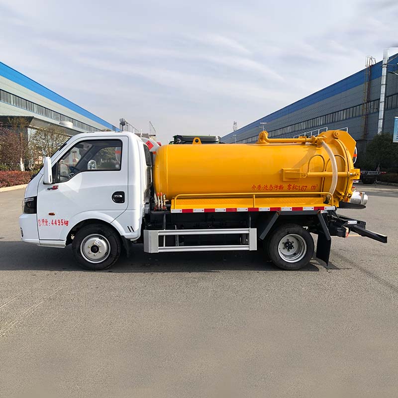Мини-ассенизатор Dongfeng 4×2 Мини-ассенизатор Dongfeng 4×2