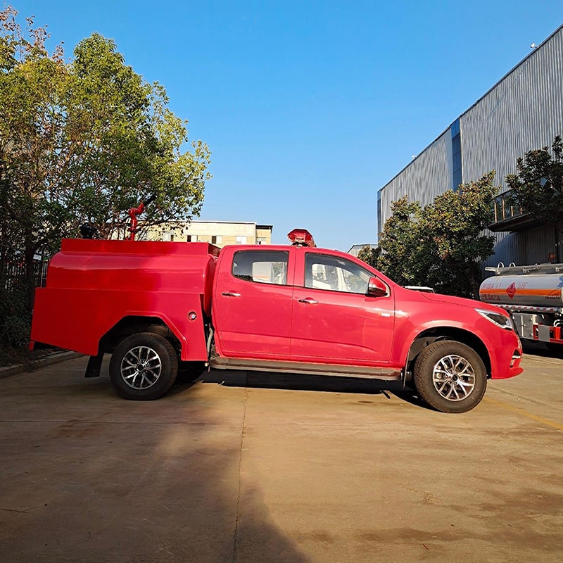 Camionnette de sauvetage et de lutte contre les incendies ISUZU 4 roues Camionnette de sauvetage et de lutte contre les incendies ISUZU 4 roues
