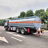 Грузовик для перевозки легковоспламеняющейся жидкости SINOTRUK 8*4 24м3 Грузовик для перевозки легковоспламеняющейся жидкости SINOTRUK 8*4 24м3