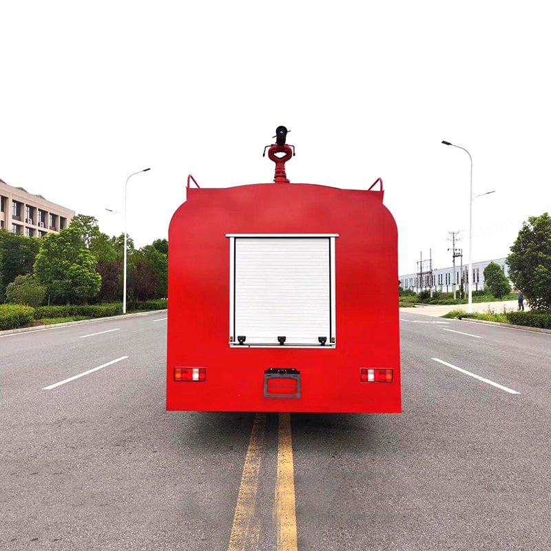 شاحنة إطفاء خزان مياه 4*2 8cbm بسعر منخفض من SINOTRUK شاحنة إطفاء خزان مياه 4*2 8cbm بسعر منخفض من SINOTRUK