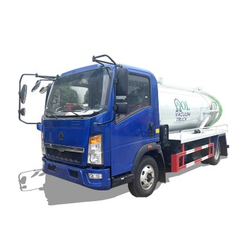 SINOTRUK 4*2 5 cubic vaccum sewage fecal suction truck