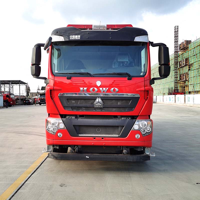 Camion de lutte contre l'incendie Howo de haute qualité avec réservoir d'eau de 16 m3 Camion de lutte contre l'incendie Howo de haute qualité avec réservoir d'eau de 16 m3