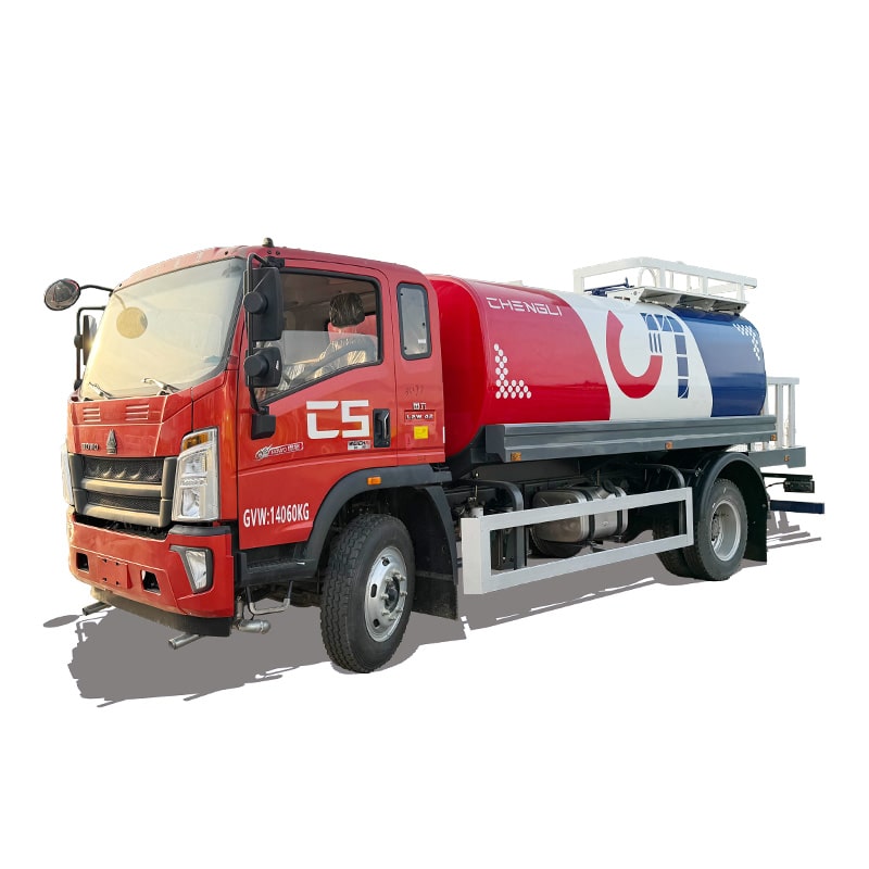 Цена поливочной тележки SINOTRUK HOWO 9000 литров 2400 галлонов Цена поливочной тележки SINOTRUK HOWO 9000 литров 2400 галлонов