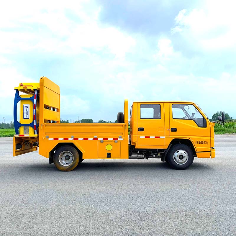 JMC 80K 4*2 автомобильный аттенюатор Анти-столкновения Буфер Грузовики JMC 80K 4*2 автомобильный аттенюатор Анти-столкновения Буфер Грузовики