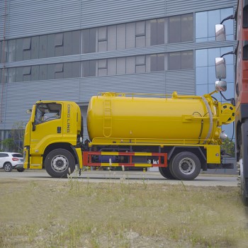 ISUZU 4×2 15m3 Sewage Cleaning and Suction Truck for Sale