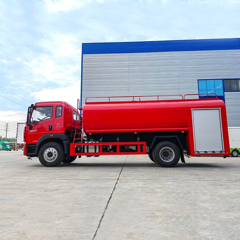 SINOTRUK new or used 10cbm water tank fire fighting truck SINOTRUK new or used 10cbm water tank fire fighting truck