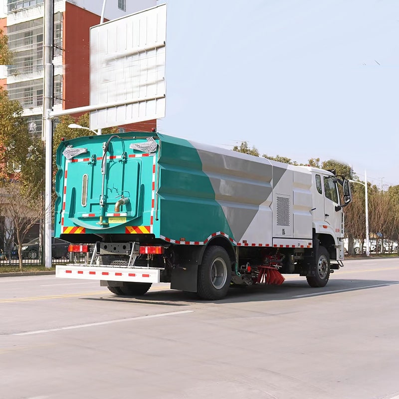 SINOTRUK 4*2 new or used price of road sweeper truck SINOTRUK 4*2 new or used price of road sweeper truck