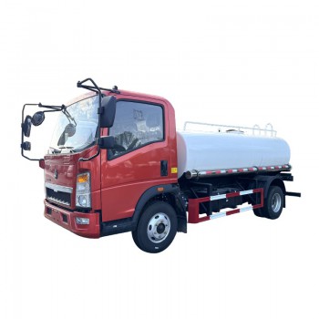 Howo Mini Oil Fuel Tanker Truck 5000L Gasoline Petrol Diesel