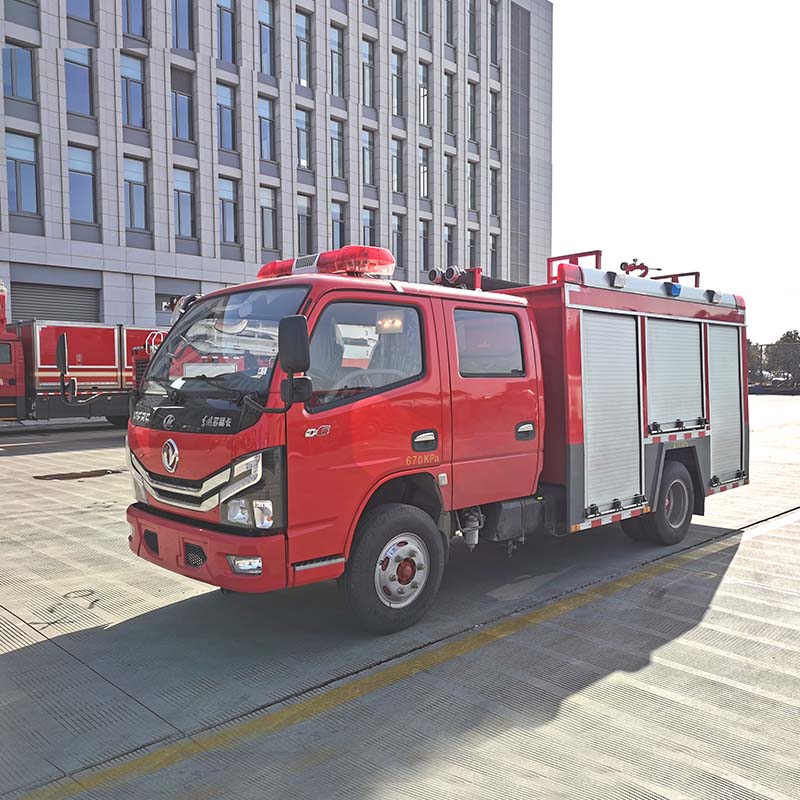 Camion de lutte contre l'incendie Dongfeng 4x2 2500 litres Camion de lutte contre l'incendie Dongfeng 4x2 2500 litres