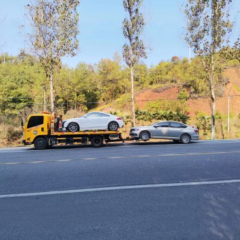 شاحنة سحب مسطحة JMC سعة 5 أطنان