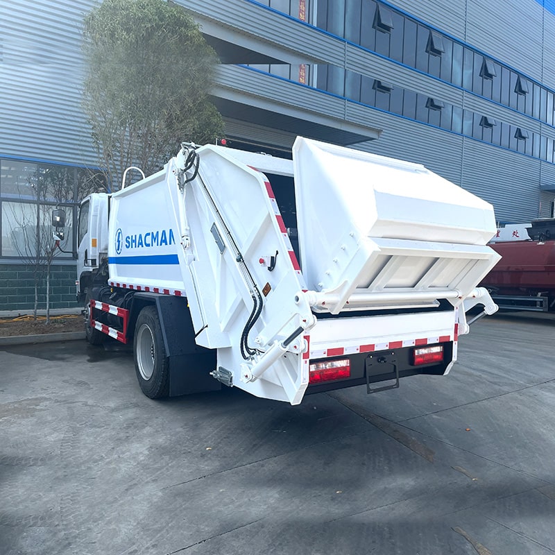 SHACMAN 6 CBM Petit camion compacteur de déchets 4x2 à vendre SHACMAN 6 CBM Petit camion compacteur de déchets 4x2 à vendre