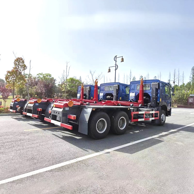 Цена на мусоровоз Howo 6x4 20 тонн с крюковым подъемом Цена на мусоровоз Howo 6x4 20 тонн с крюковым подъемом