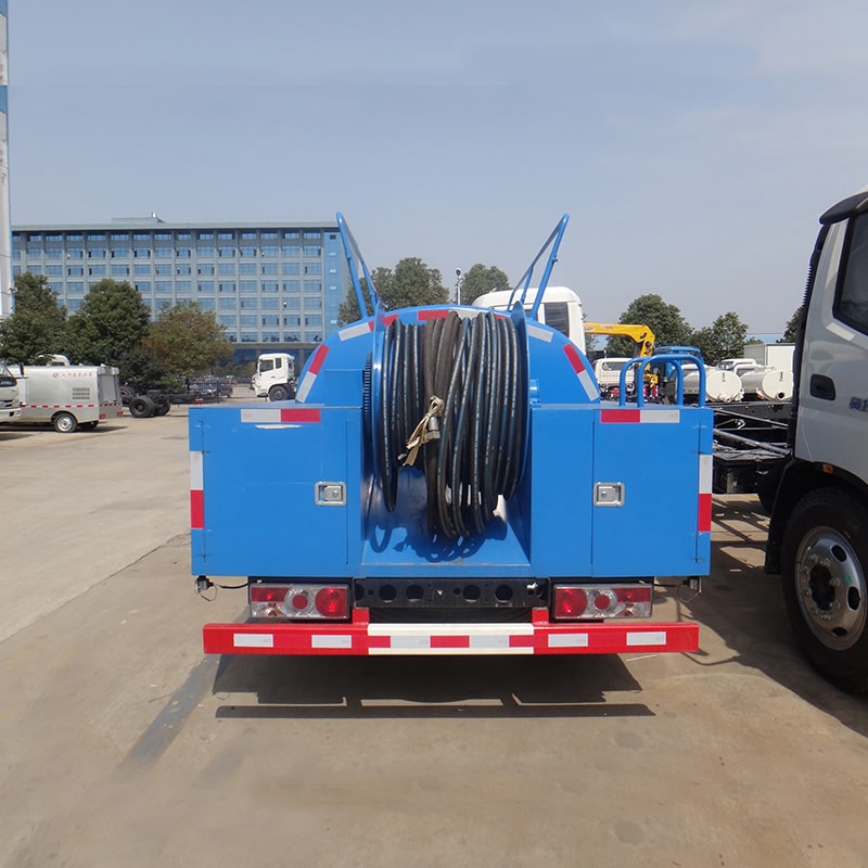 JMC 4*2 6 куб.м. вакуумная машина высокого давления для откачки сточных вод JMC 4*2 6 куб.м. вакуумная машина высокого давления для откачки сточных вод