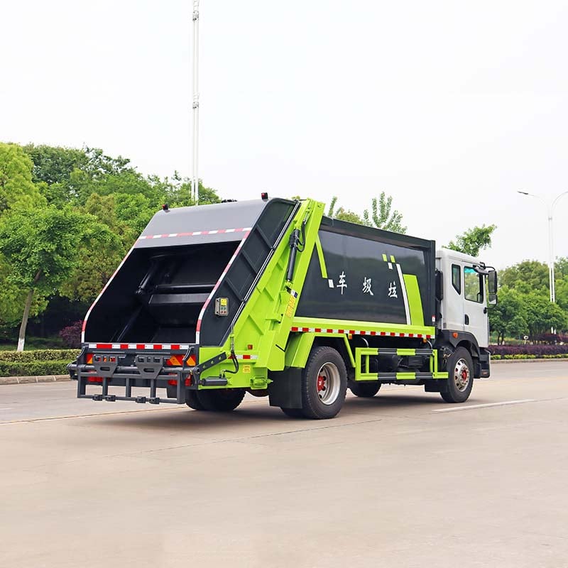 Dongfeng 4*2 12cbm компрессионный мусоровоз Dongfeng 4*2 12cbm компрессионный мусоровоз