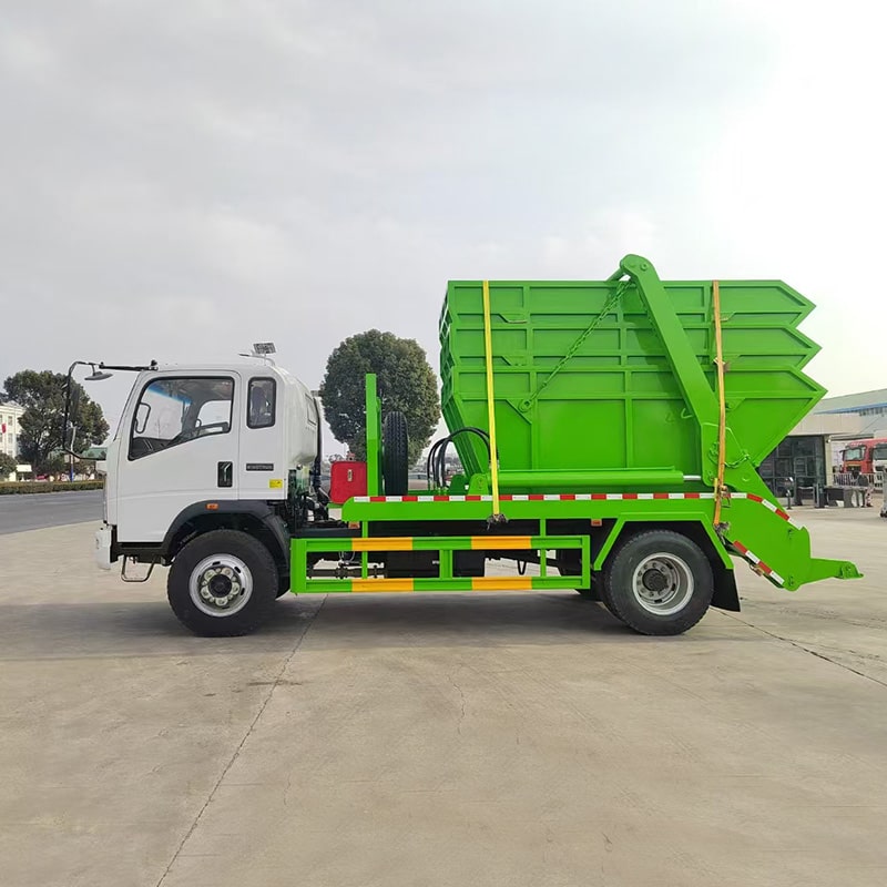 Howo 4 cubic meters Skip Loader Garbage Truck for Sale Howo 4 cubic meters Skip Loader Garbage Truck for Sale