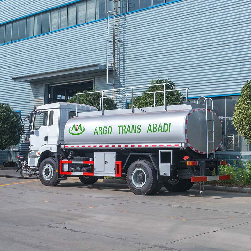 Shacman 4x2 15000 litres mobile fuel tanker truck Shacman 4x2 15000 litres mobile fuel tanker truck