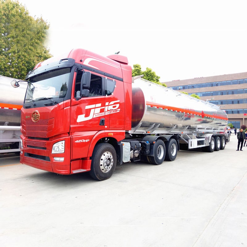 3 Axles 49000L Crude Oil Gasoline Petrol Tanker Semi Trailer 3 Axles 49000L Crude Oil Gasoline Petrol Tanker Semi Trailer