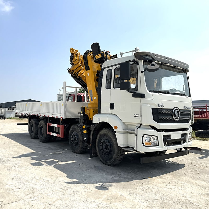 Shacman Heavy Duty 8x4 16-тонный складной кран-манипулятор Shacman Heavy Duty 8x4 16-тонный складной кран-манипулятор